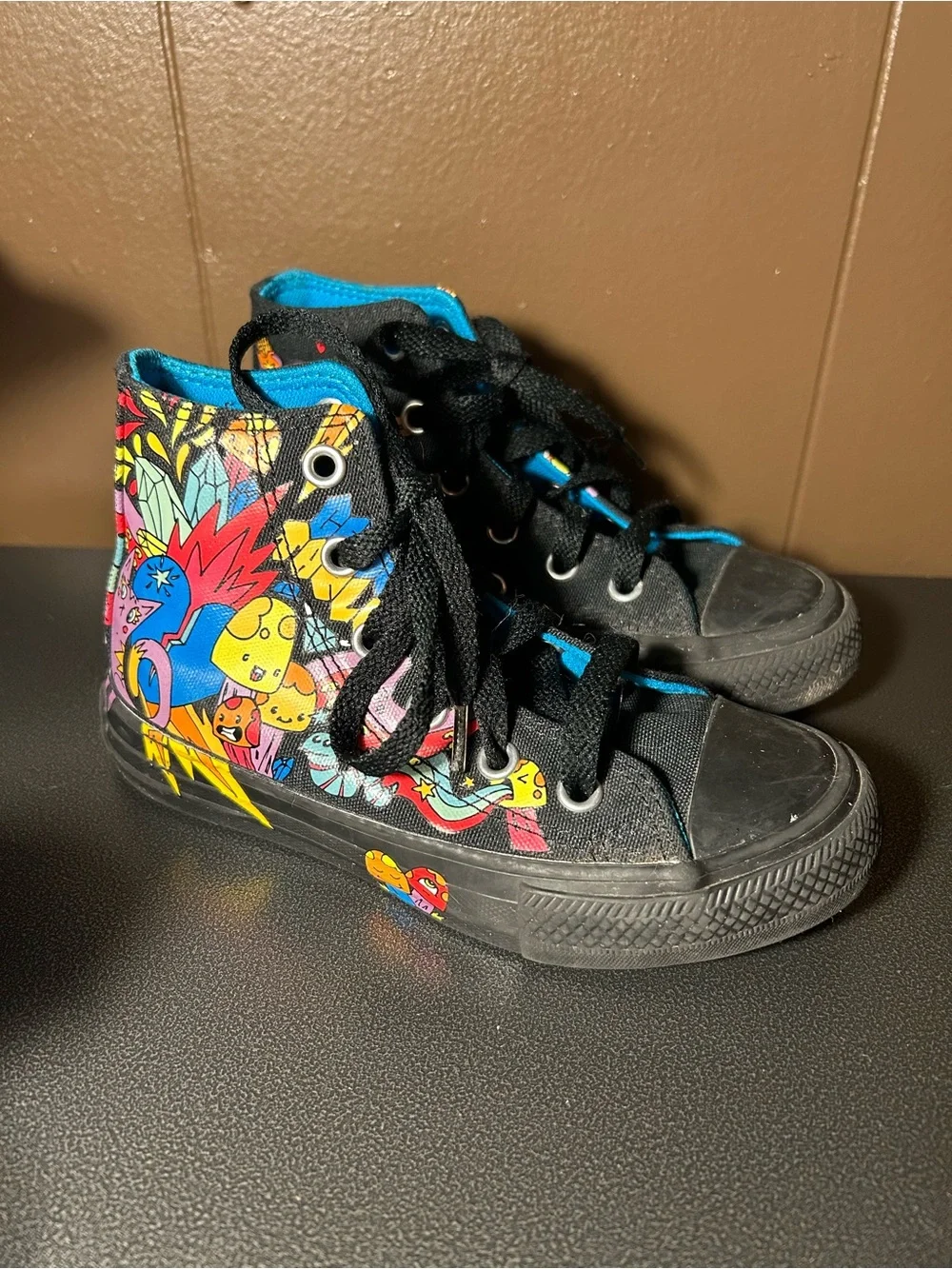 Converse High Tops Youth Size 11 Graffiti Cartoon Kids Unisex Black Sneakers